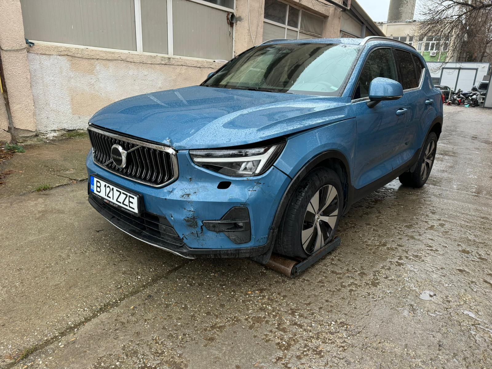 Volvo XC40 Hybrid Facelift 2023 – 164 CP